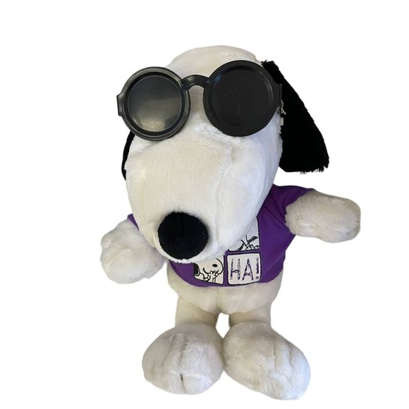Vintage Hasbro Peanuts Stuffed Toy Laughing Snoopy Movable Shades 1999 - Picture 3 of 7